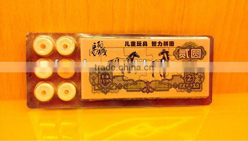 Jigsaw Press Candy with toy