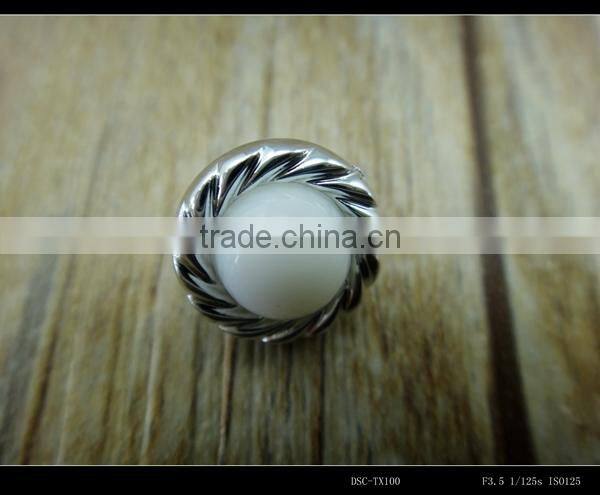 custom made fashion rhinestone button for garment