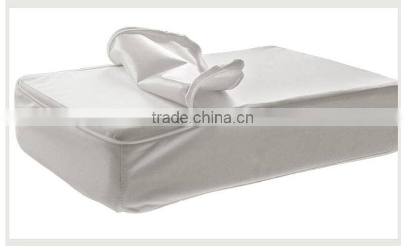 China Supplier Waterproof Hospital Zipped Mattress Protector