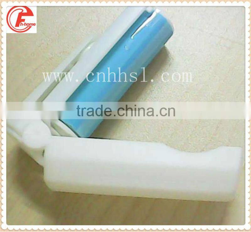 Clothes cleaning lint roller