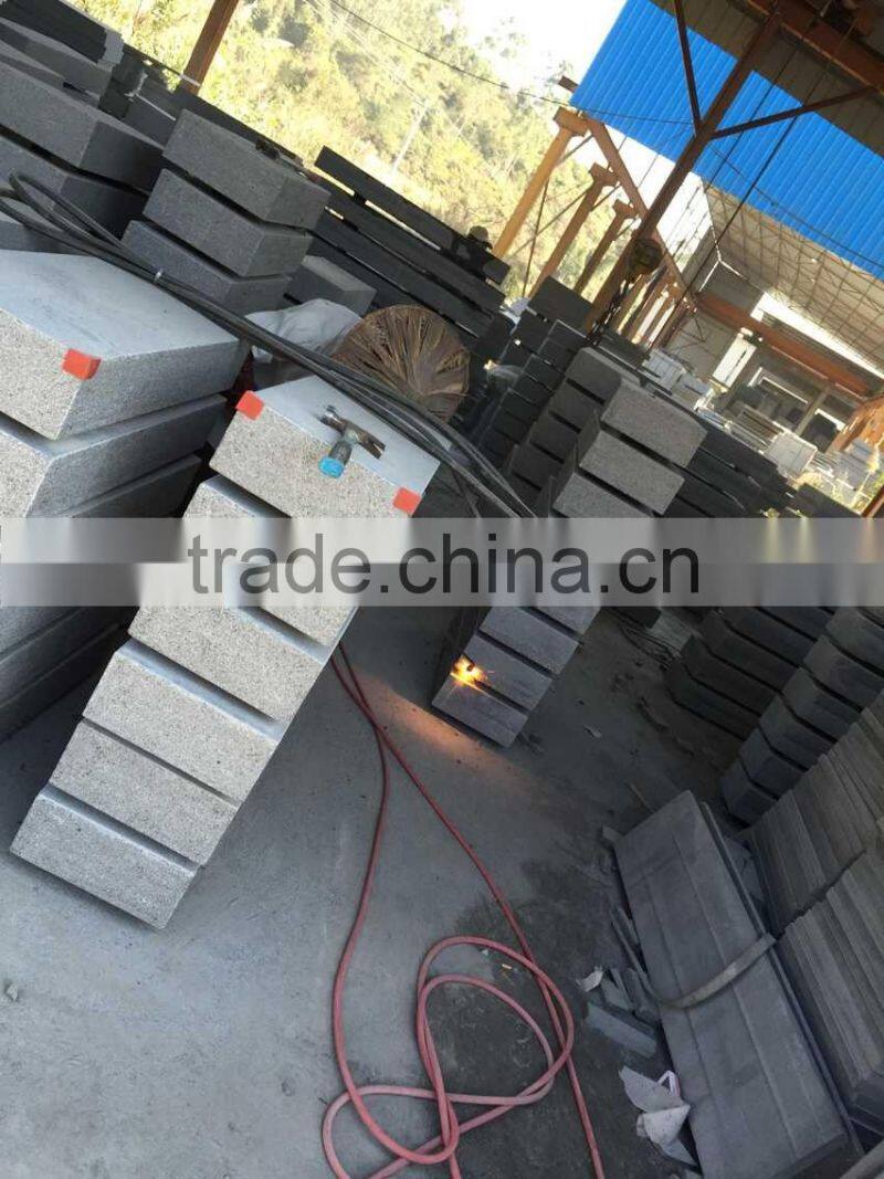 G654 granite kerbstone