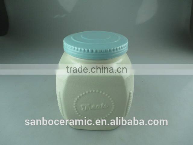Stock High Quality Candy Color porcelain sugar pot with lid