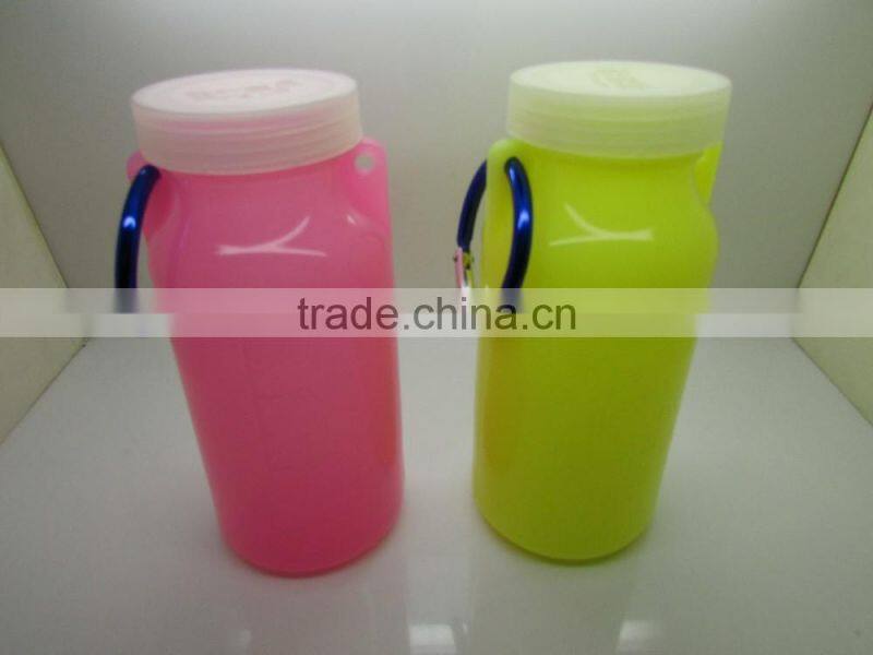 Food grade Silicone Water Bottle Man-carried outside Kettle