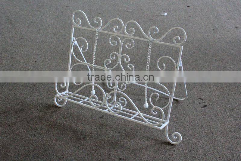 Metal Magazine Rack