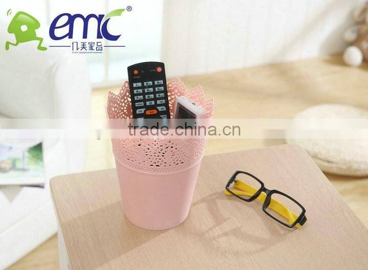 emc basket storage wire storage basket plastic storage basket on table