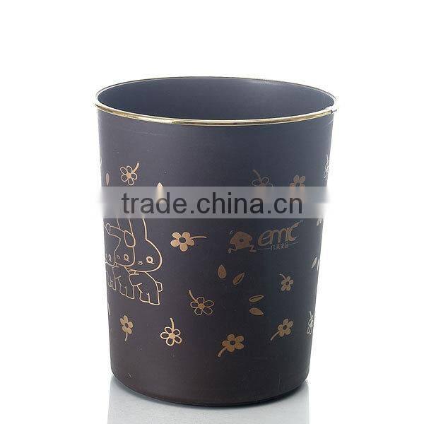 Plastic Rabbit style Trash Can