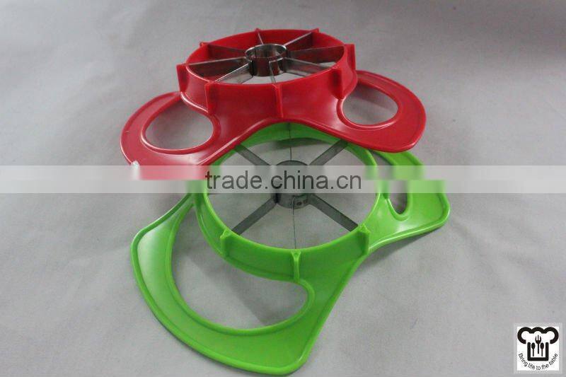 Colorful plastic apple cutter w/stainless steel blade