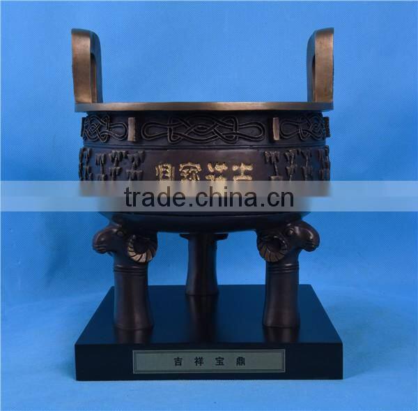 Chinese Classical Bronze tripod artwork/China style bronze artwork tripod/Bronze Decoration