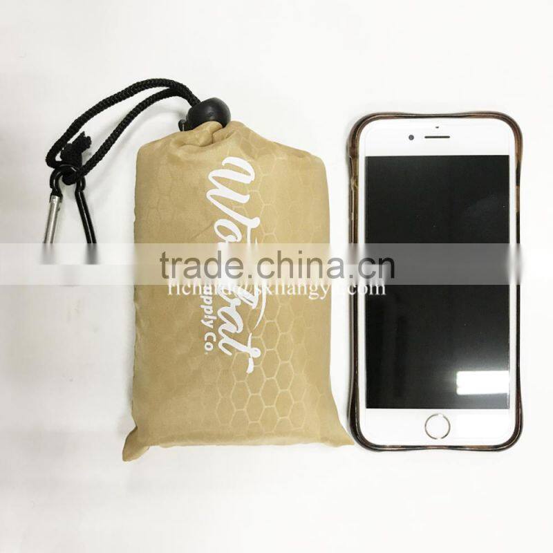 Wholesale Mini Picnic Beach Pocket Blanket With Stakes