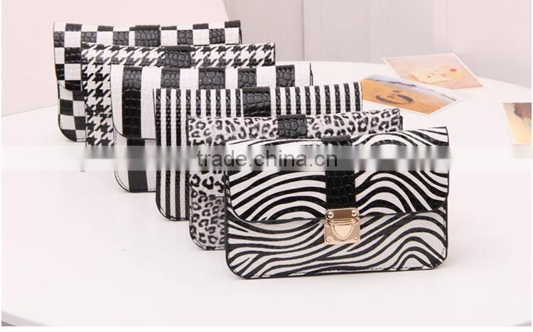 Stylish ladies mini messenger purse bag wallet