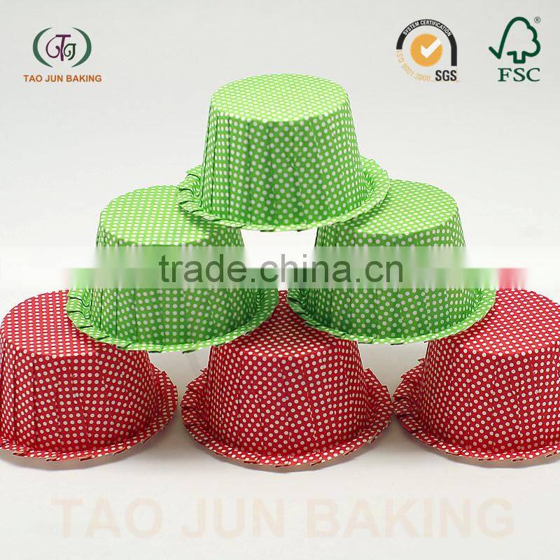 coated paper baking cupcake liners cups jag edge polka dots printed