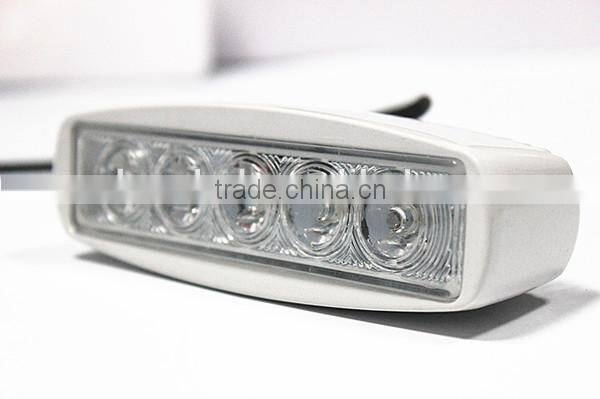 Best selling 2013 factory cost price white aluminum housing Boat accessories 12v 15w led work light