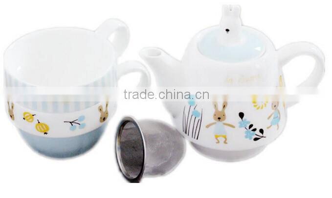 Zakka creative cartoon rabbit couples coffee kettele and mugs ceramic three-piece tea set with stainless steel filter