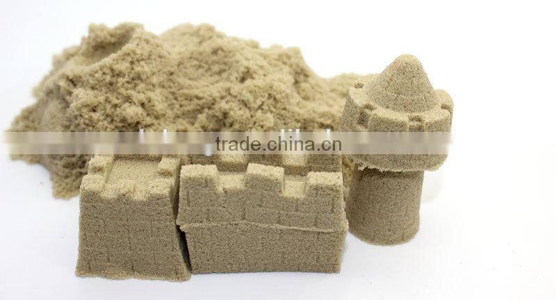 200g Sand with 5 Castle Moulds Magic Live Play Sand
