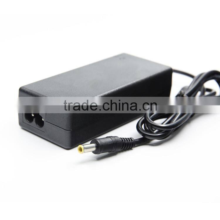 Notebook Accessories 5.5x3.0MM 19V 3.16A Laptop DC Adapter