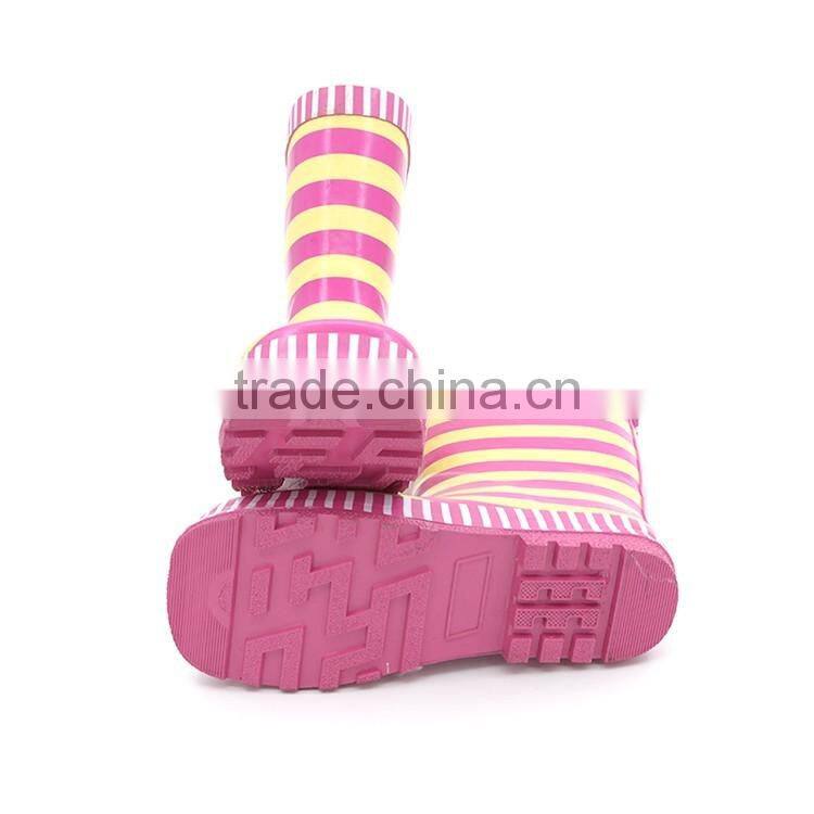 Factory competitive price fashion boys and girls children rubber rain boots