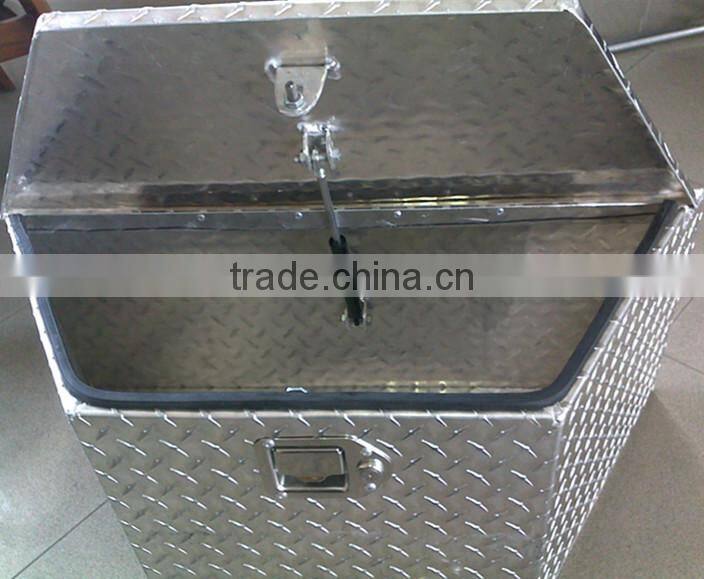 Aluminum alloy tool box, for trucks