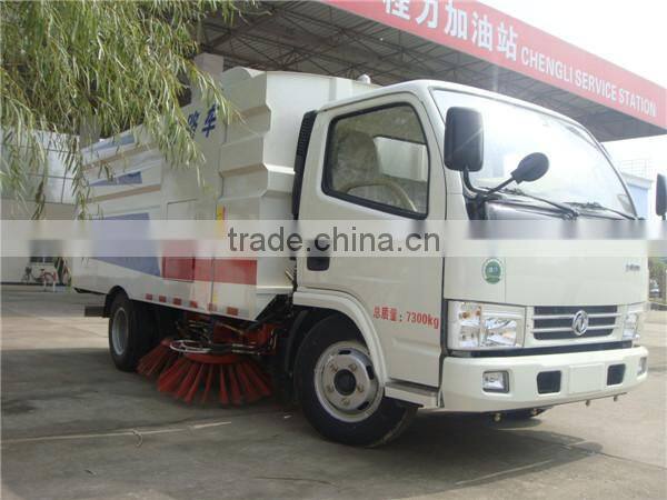 Factory direct sale dongfeng light garbage cleaning mini road sweeper
