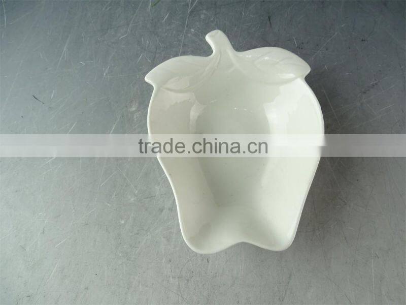 stock cheap popular small white porcelain Apple-shaped dish, 2 pcs porcelain dish set with gift box