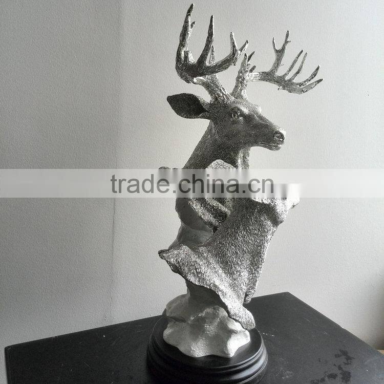 Resin Christmas reindeer decoration figurine