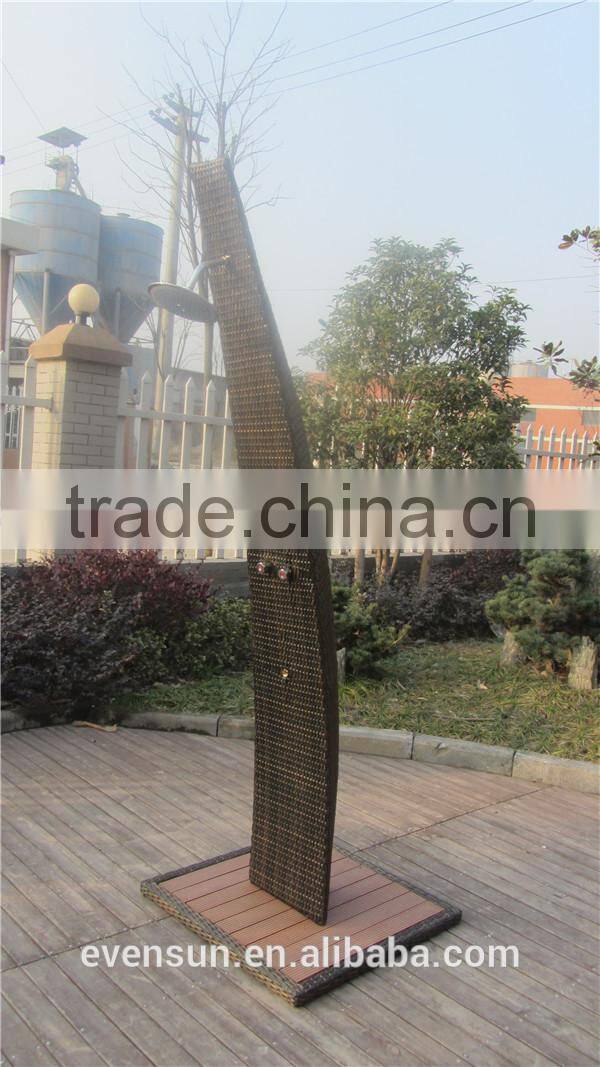 ESR-11702 Outdoor rattan shower