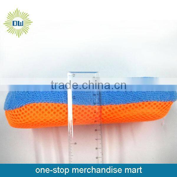 Microfiber cleaning sponge