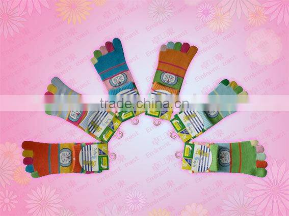 winter wear cotton dot fingers Socks/split toe sock