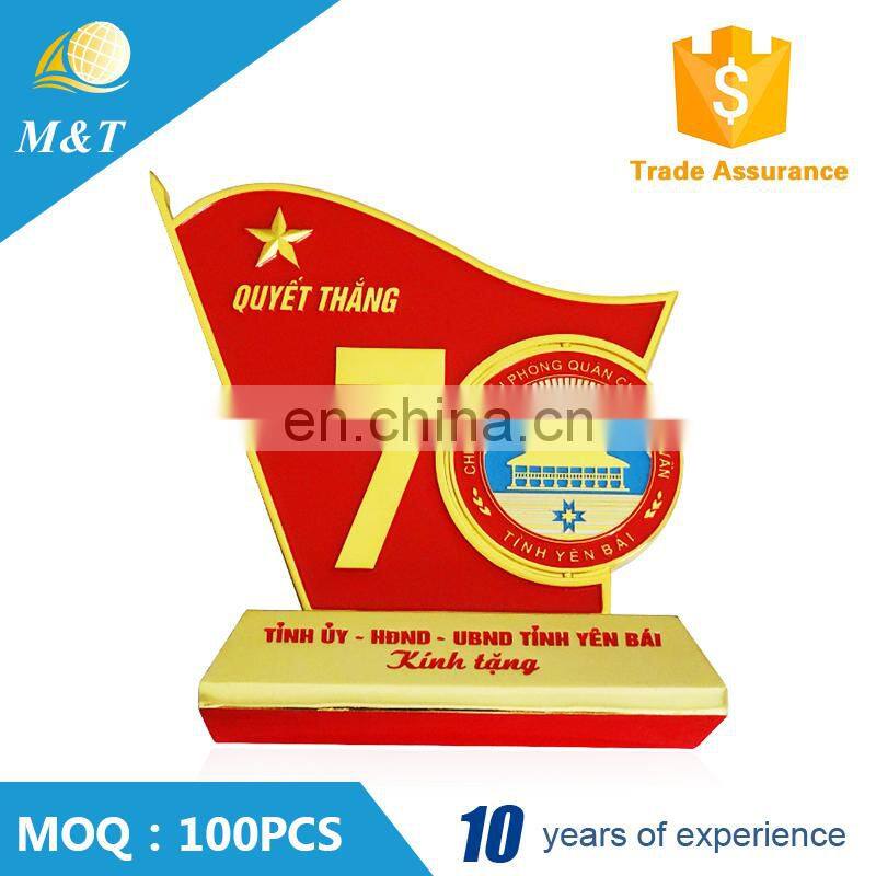 2017 Custom metal medals and trophies