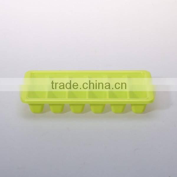 Plastic small cube Ice Mold(Assorted Color)