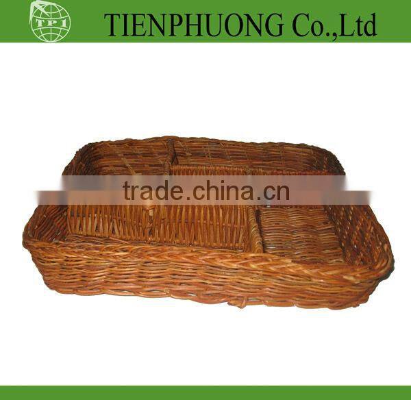 wicker divide basket