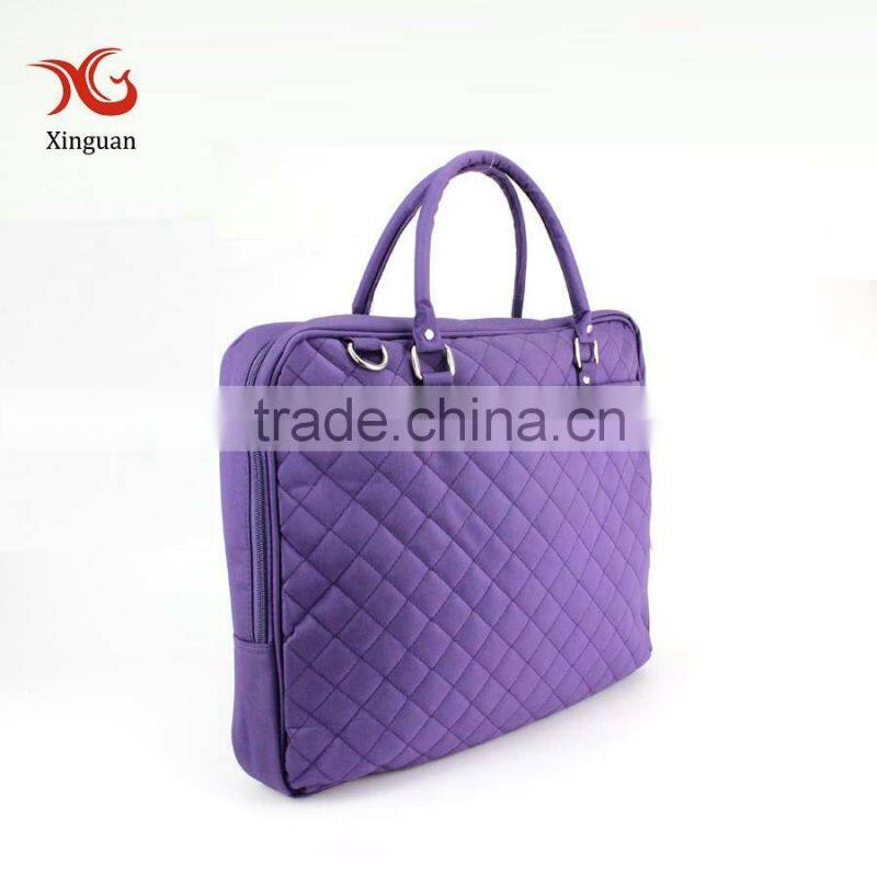 Business laptop messenger bag