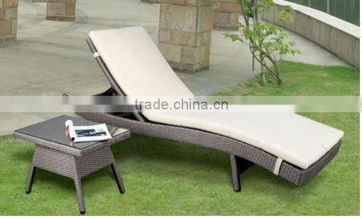 outdoor sun lounger