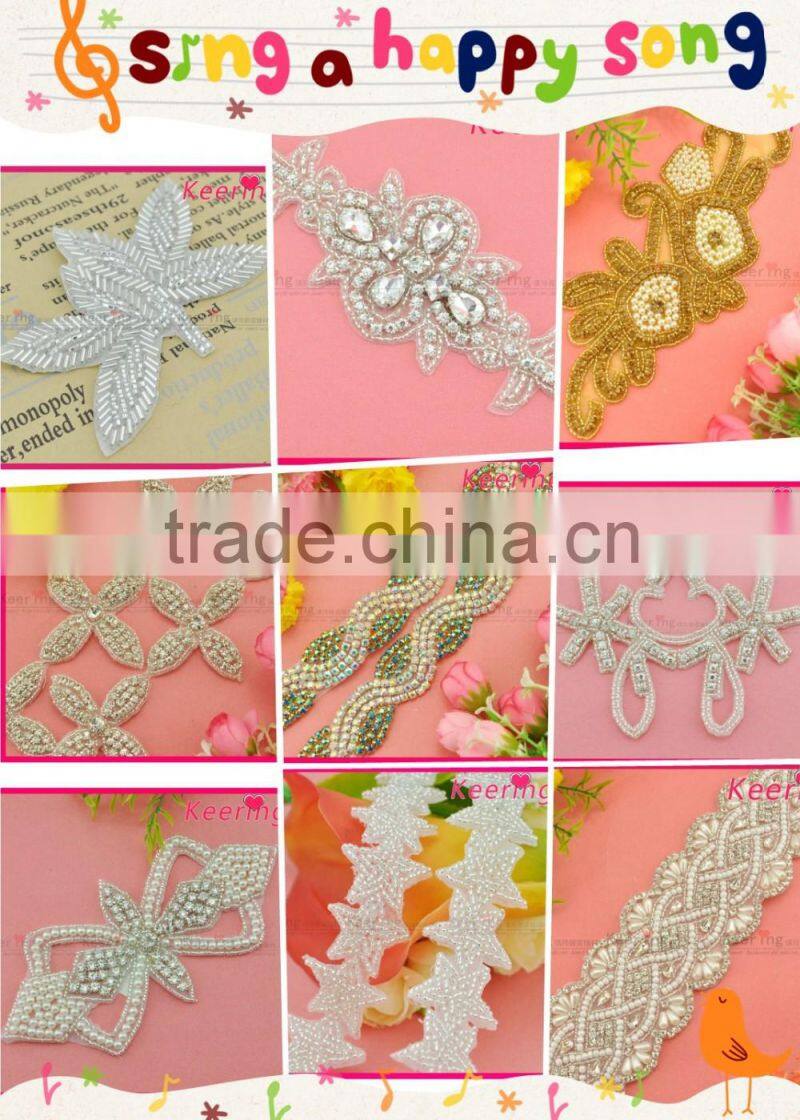 10 years factory experience wholesale gold AB rhinestone appliques WRA-715