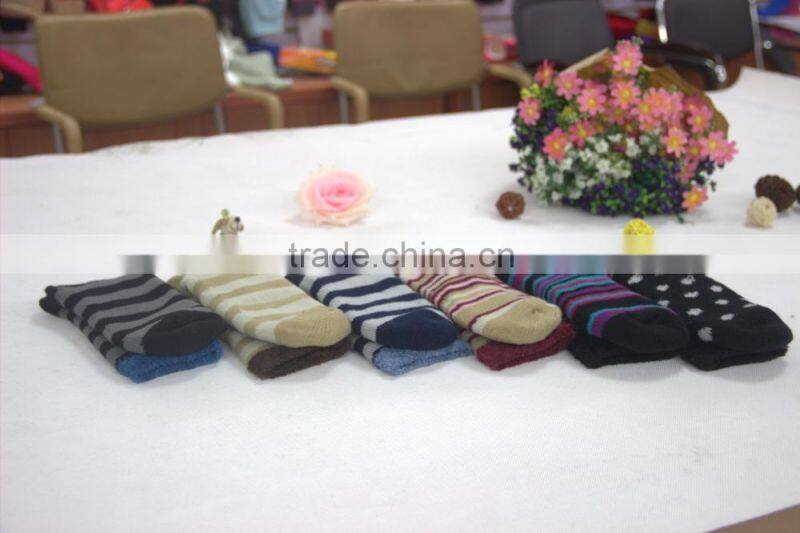 2015 new design custom mens both side sock room socks