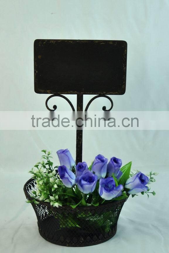 Vintage decorative metal wall basket for plants