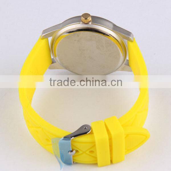 Cheap silicone man watches free sample