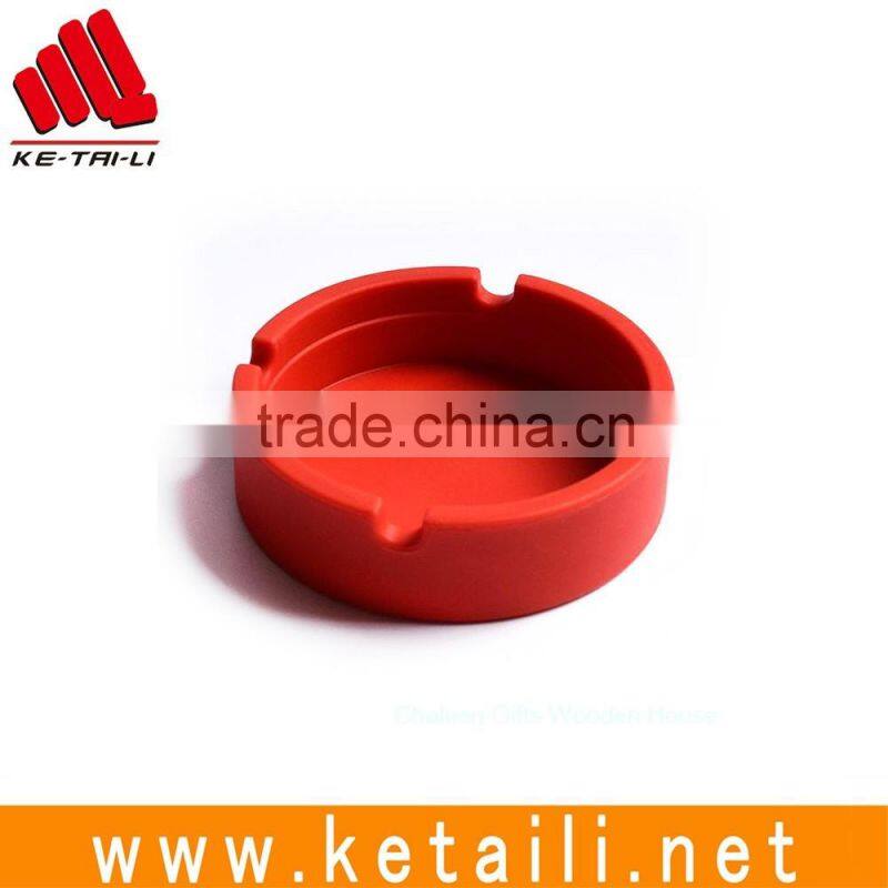 Best Selling Custom Design Silicone Rubber Round Gift Smoking Accessories Ashtray Supplier
