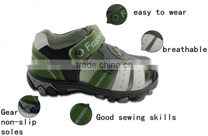 2016 popular latest low price soft sole safety non-slip sandal shoes