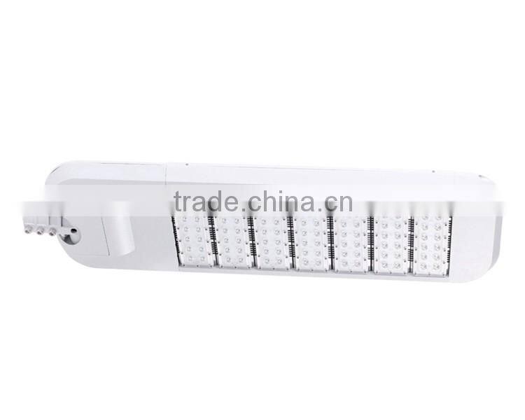 EMC RoHS C-Tick Energy Star GS SAA LVD CE UL Approval High Brightness IP66 Path Light