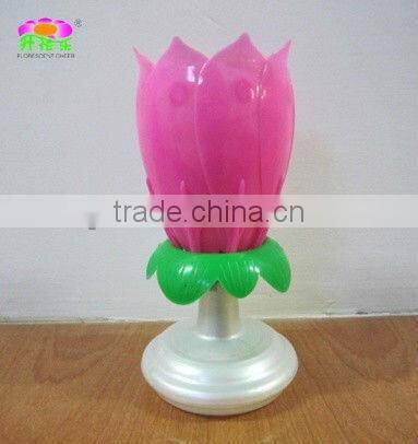 flowering musical birthday candle
