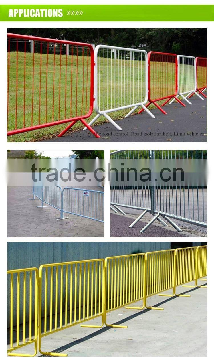 Best selling Road barrier fence / sports field crowd control barrier