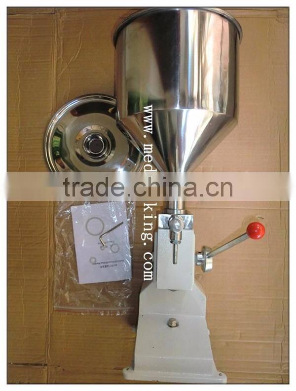 Pneumatic Cooking Oil Filling Machine A03