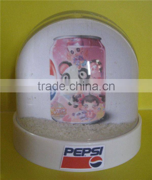 Plastic snow globes with photo insert