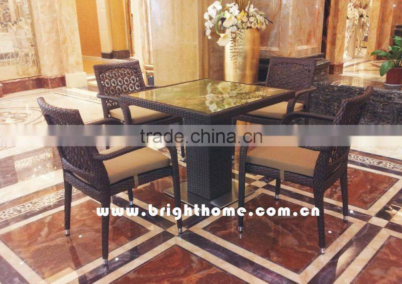 Glass top Center Square Plastic Lady Coffee Table Design