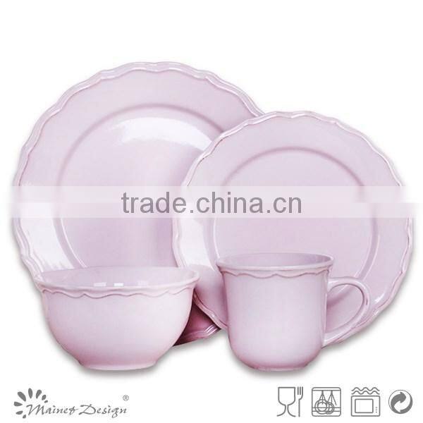 Retro White Color Emboss Ceramic Dinner Set