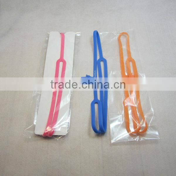 silicone made beautiful 3d pointing finger bookmark