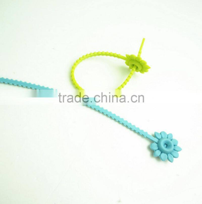 16134 flower shape Silicone Multi-Use Tie Wraps