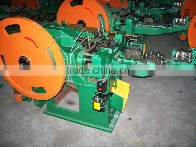 Factory Supply Good Quality Umbrella Roofing Nail Making Machine from China