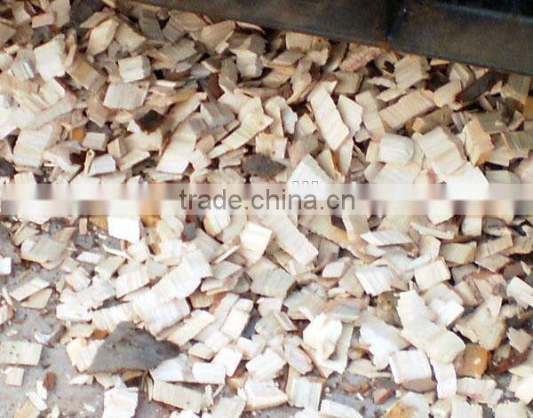 wood chips making machine for processing to produce wood chips