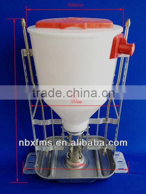 pig feeder dispenser 70L